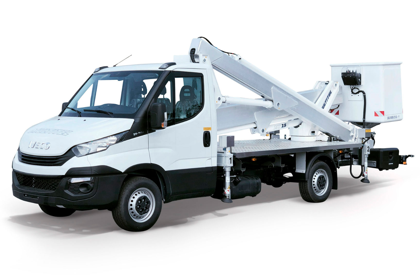 CAMION NACELLE MULTITEL MX250 - 25M