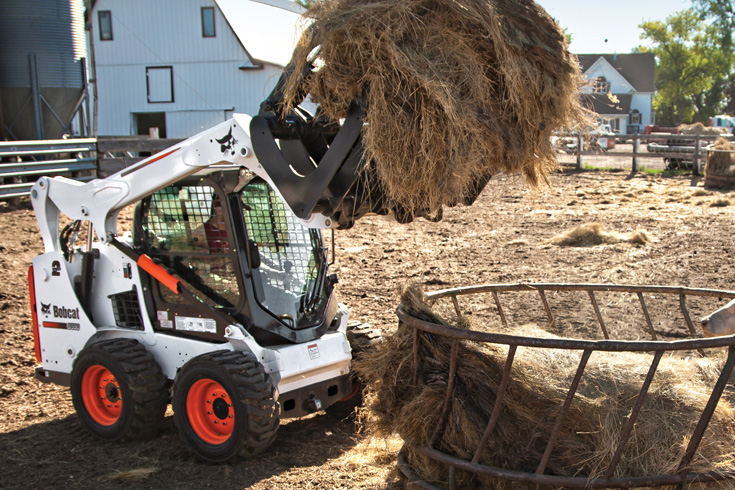 chargeuse sur pneus skid Bobcat S590